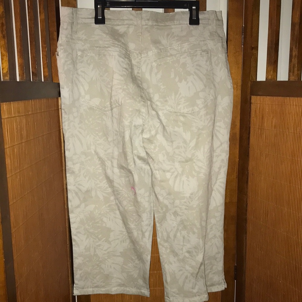 Gloria Vanderbilt‎ Capris 10